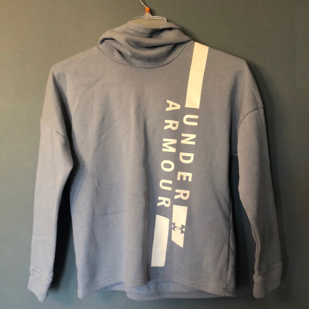 Under Armour women’s loose blue hoodie Medium